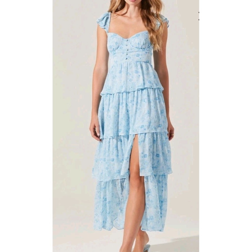 ASTR The Label Blue Multi Floral Midsummer Tiered Maxi Dress Ruffle Slit XS NWOT